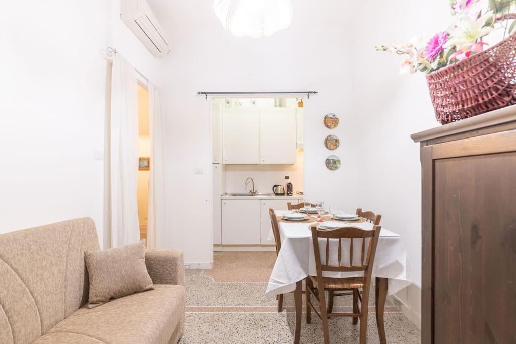 Appartamento Con Ac-Wi-Fi- Centro A 7 Min Savona Exterior foto